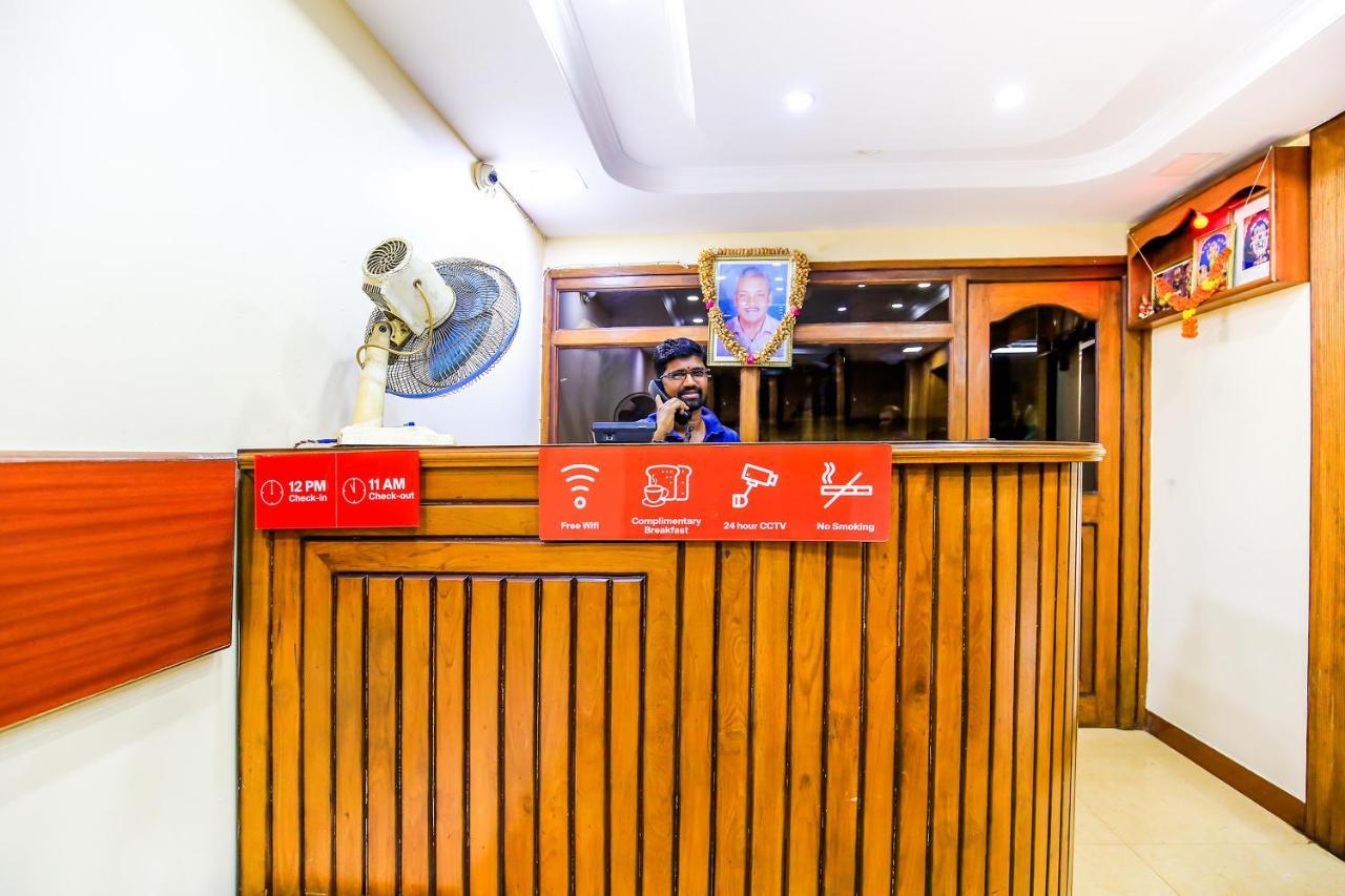 Oyo 23035 Srinivas Residency Hotel Madgaon Bagian luar foto