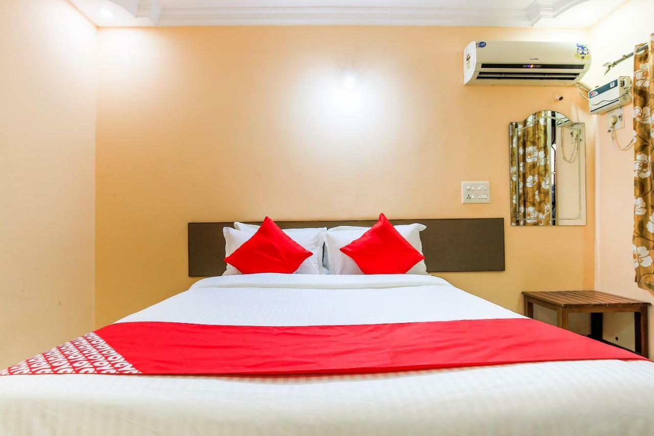 Oyo 23035 Srinivas Residency Hotel Madgaon Bagian luar foto